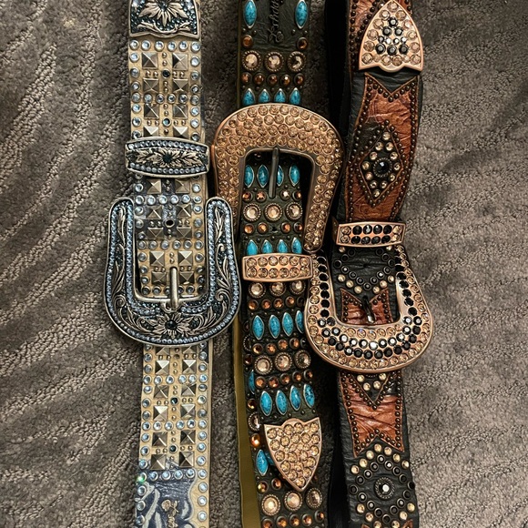 Kippys belt with Swarovski crystals. Gorgeous colors! - Picture 5 of 7